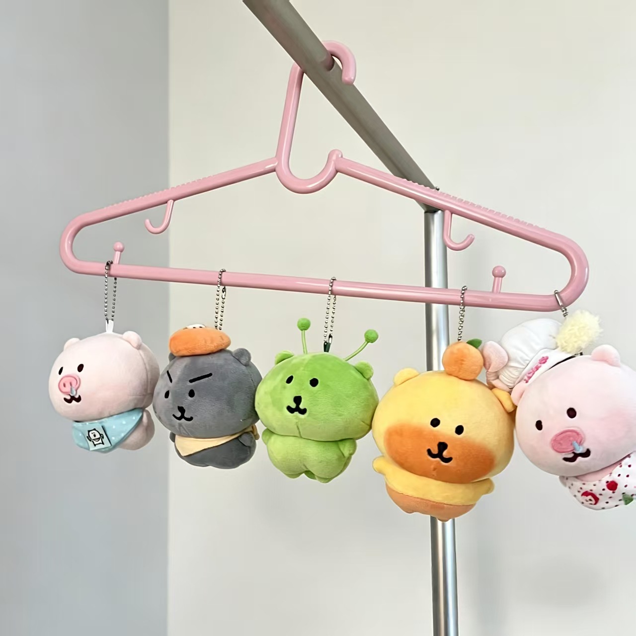 Prank Toys - Portachiavi Peluche Orsetto Goffrato, Mini Bambola