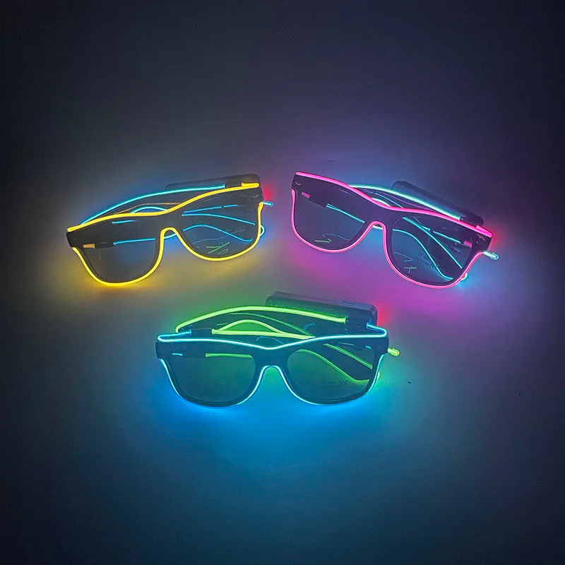 Nuovi occhiali luminosi a LED  - Glow In The Dark Party Glasses recensione e prezzo