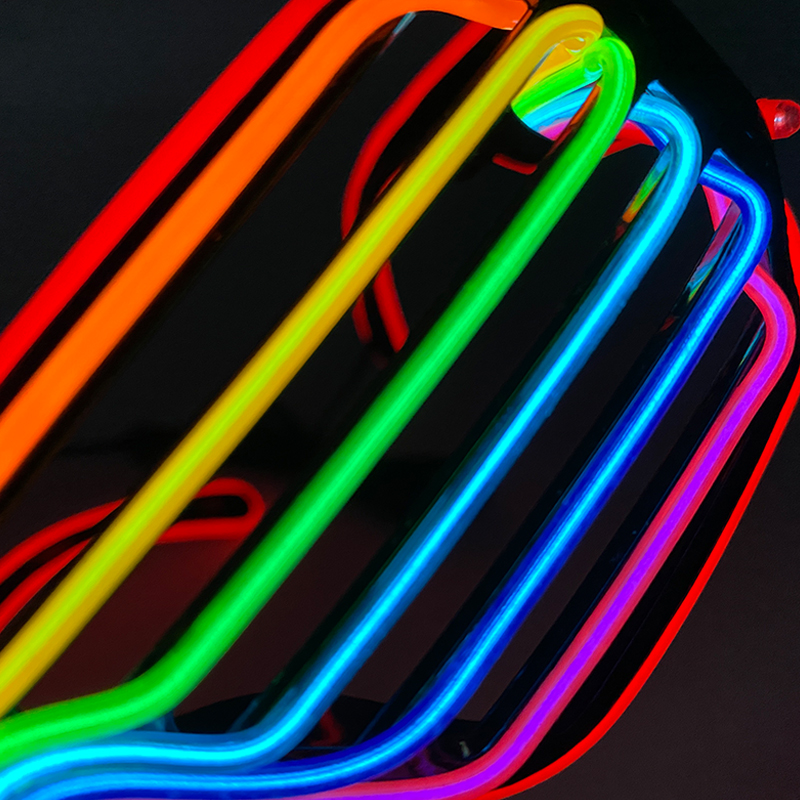 Occhiali luminosi colorati flu - Glow In The Dark Party Glasses recensione e prezzo